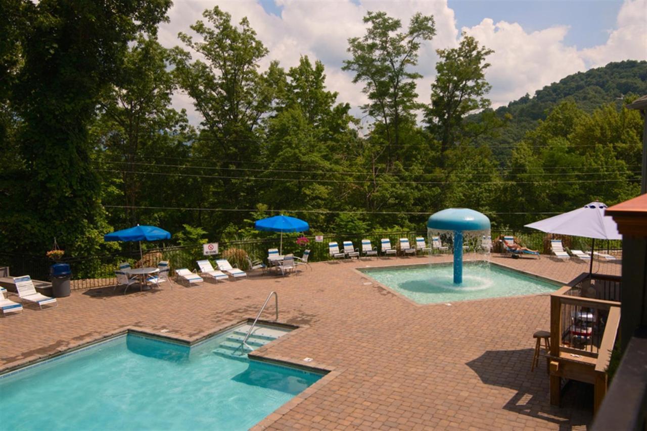 Mountain Springs Chalet Gatlinburg Esterno foto