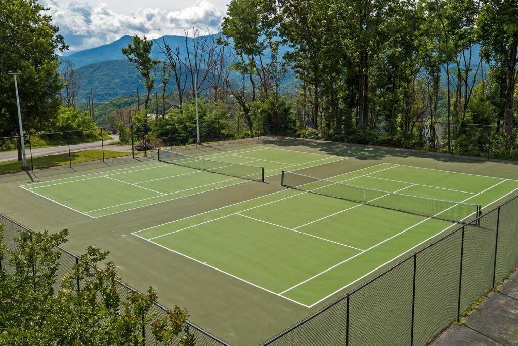 Mountain Springs Chalet Gatlinburg Esterno foto